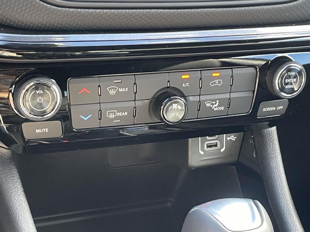 new 2026 Jeep Compass car, priced at $33,878