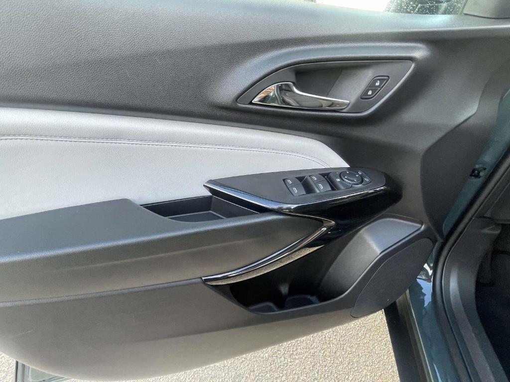 used 2025 Chevrolet Trax car, priced at $22,495