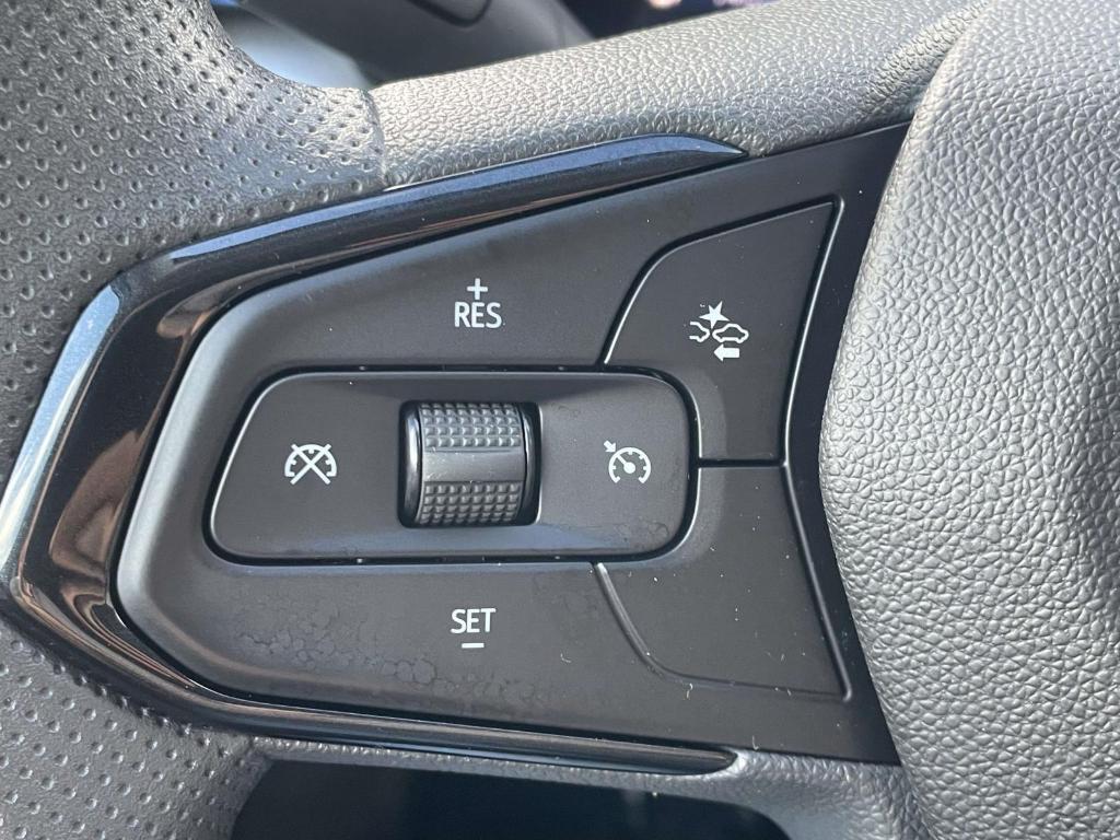 used 2025 Chevrolet Trax car, priced at $22,495