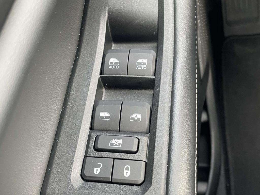 used 2024 Jeep Grand Cherokee car, priced at $28,750