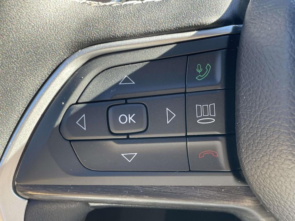 used 2024 Jeep Grand Cherokee car, priced at $33,250