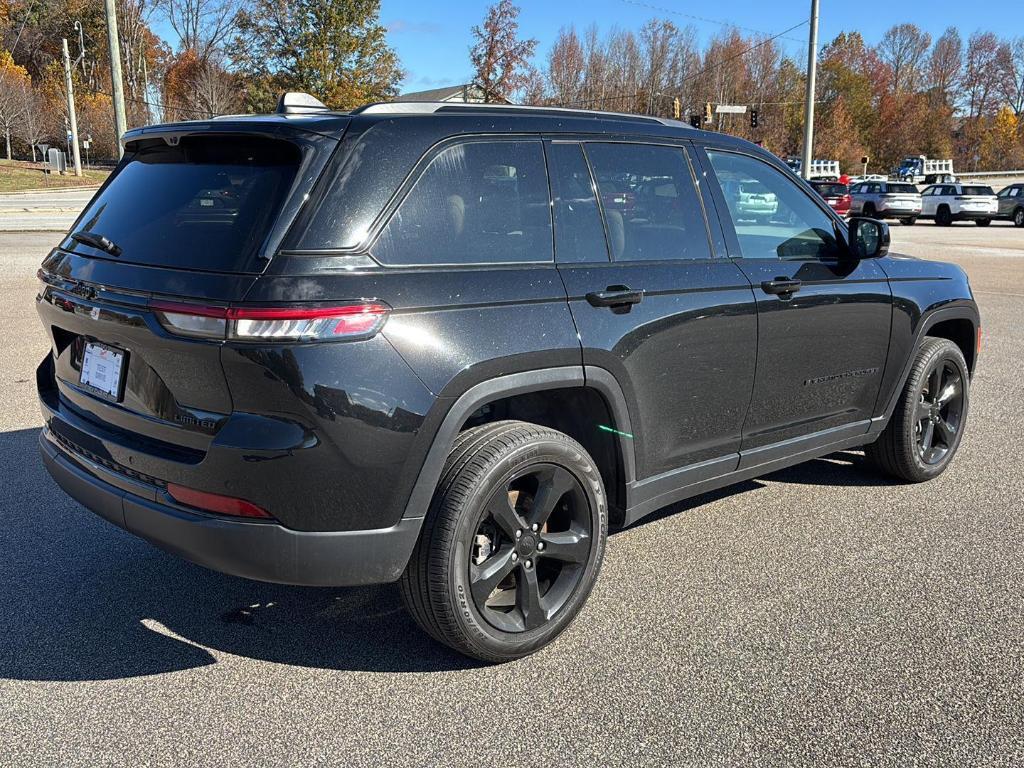 used 2024 Jeep Grand Cherokee car, priced at $34,999