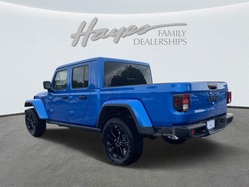 new 2024 Jeep Gladiator car, priced at $47,373