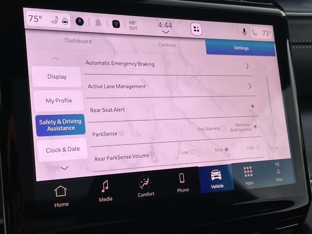 new 2025 Jeep Grand Cherokee car, priced at $49,623