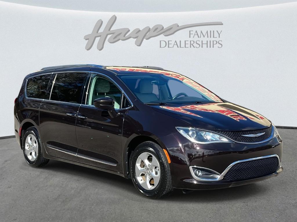 used 2017 Chrysler Pacifica car, priced at $11,700
