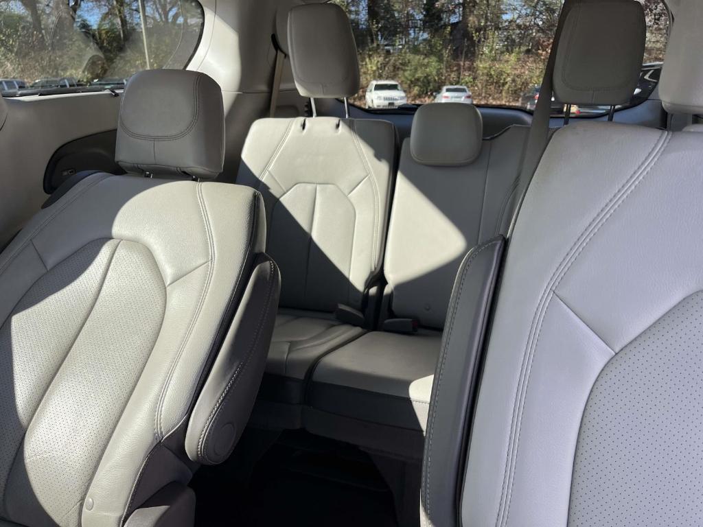 used 2017 Chrysler Pacifica car, priced at $10,995