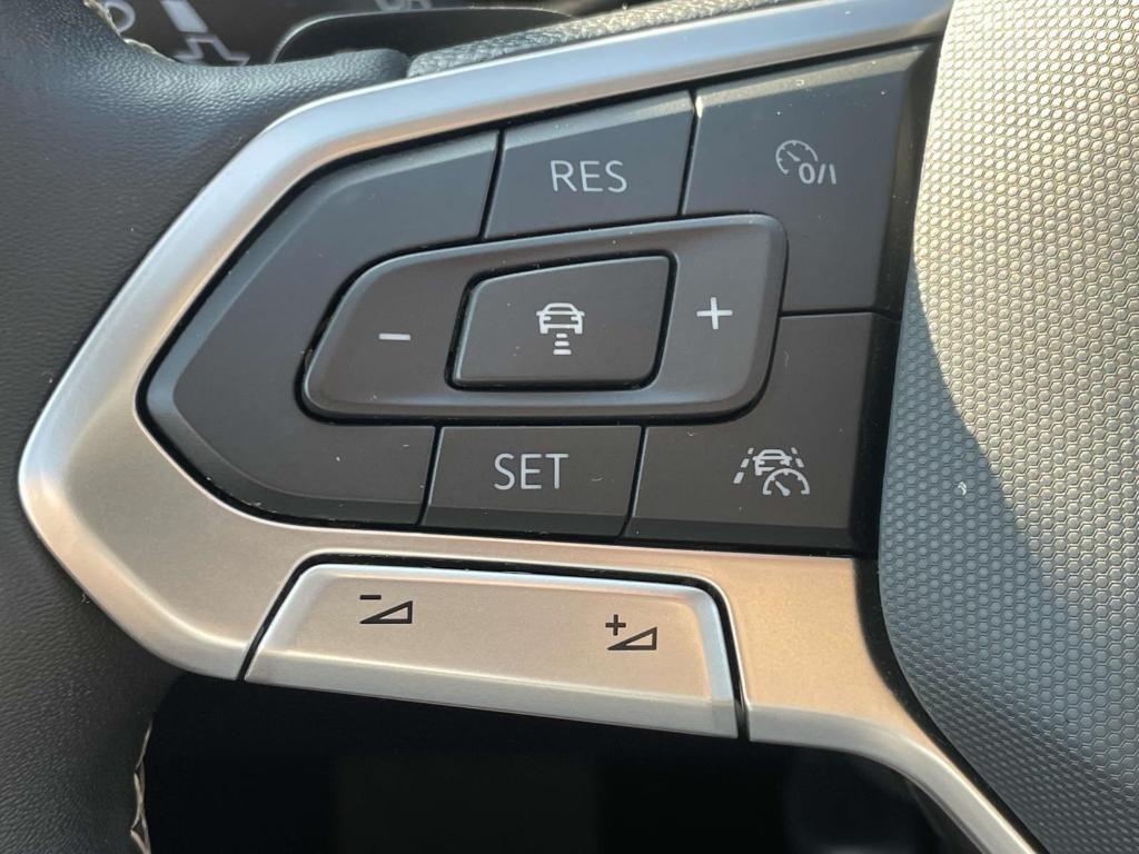 used 2024 Volkswagen Atlas car, priced at $28,895