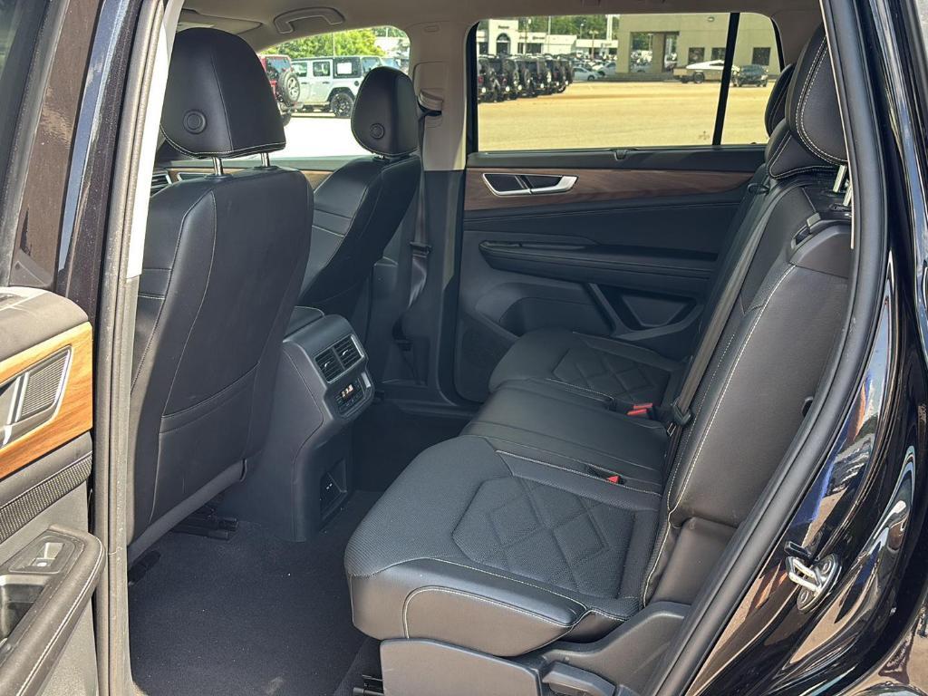 used 2024 Volkswagen Atlas car, priced at $34,995
