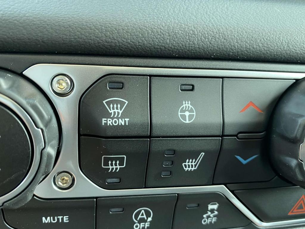 new 2025 Jeep Gladiator car, priced at $44,922