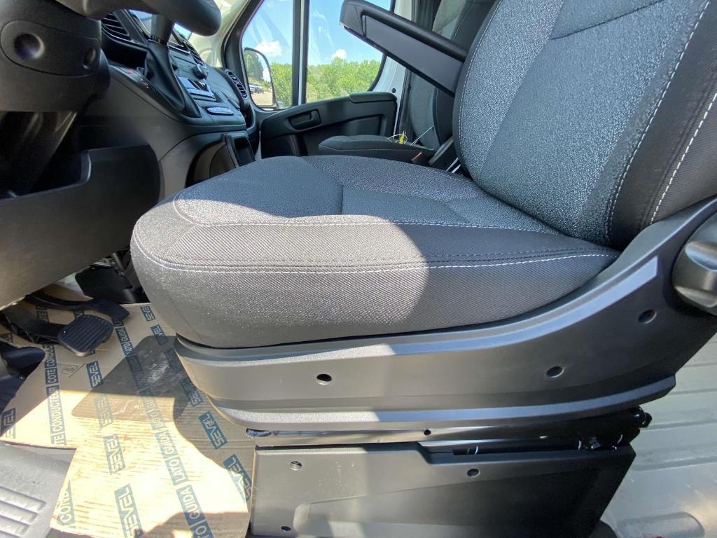 new 2025 Ram ProMaster 1500 car, priced at $46,480
