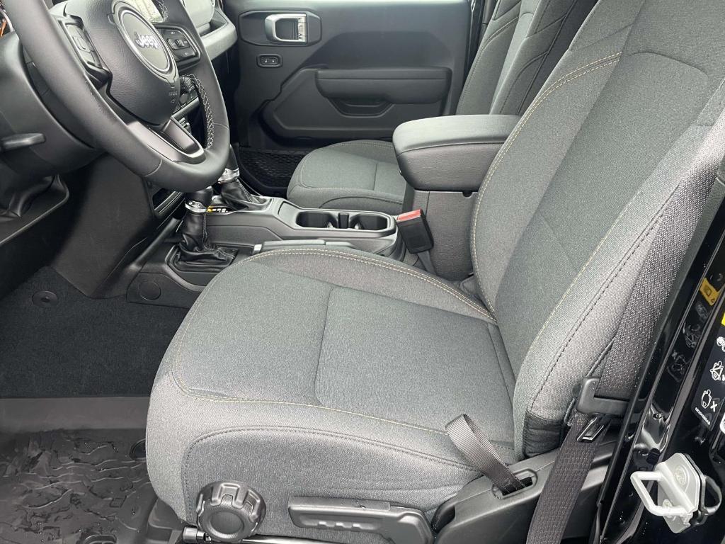 new 2026 Jeep Wrangler car, priced at $51,293