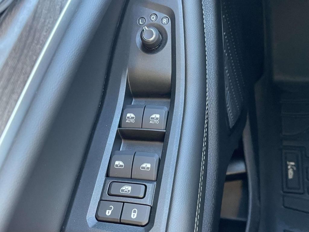 used 2025 Jeep Grand Cherokee L car, priced at $42,500