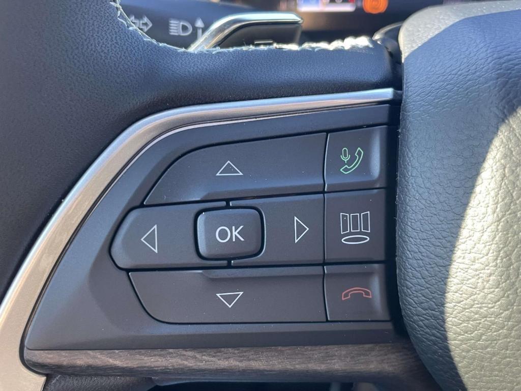 used 2025 Jeep Grand Cherokee L car, priced at $42,500