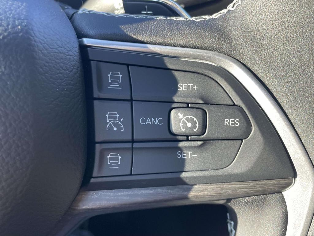 used 2025 Jeep Grand Cherokee L car, priced at $42,500