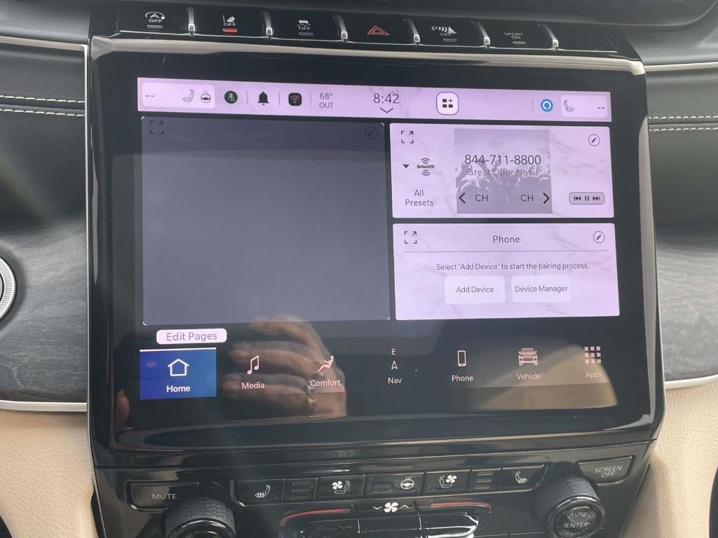 used 2024 Jeep Grand Cherokee L car, priced at $32,995