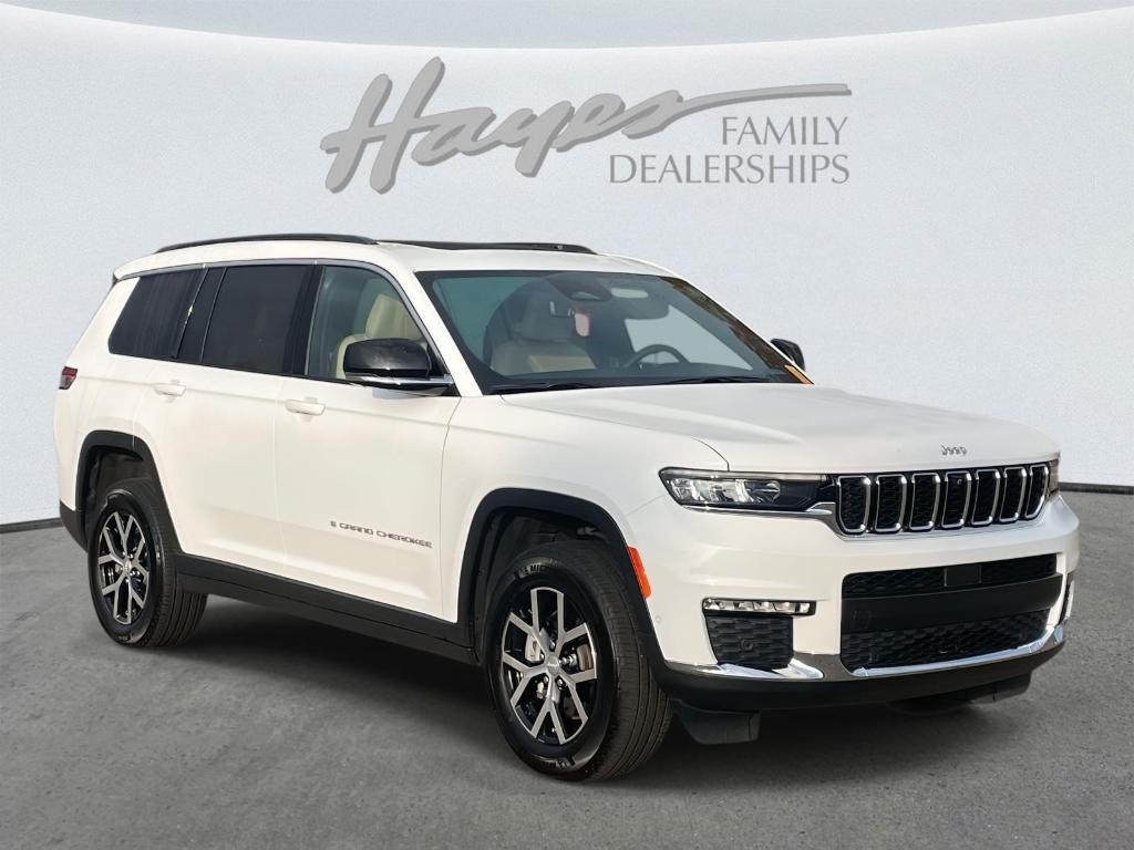 used 2024 Jeep Grand Cherokee L car, priced at $32,995