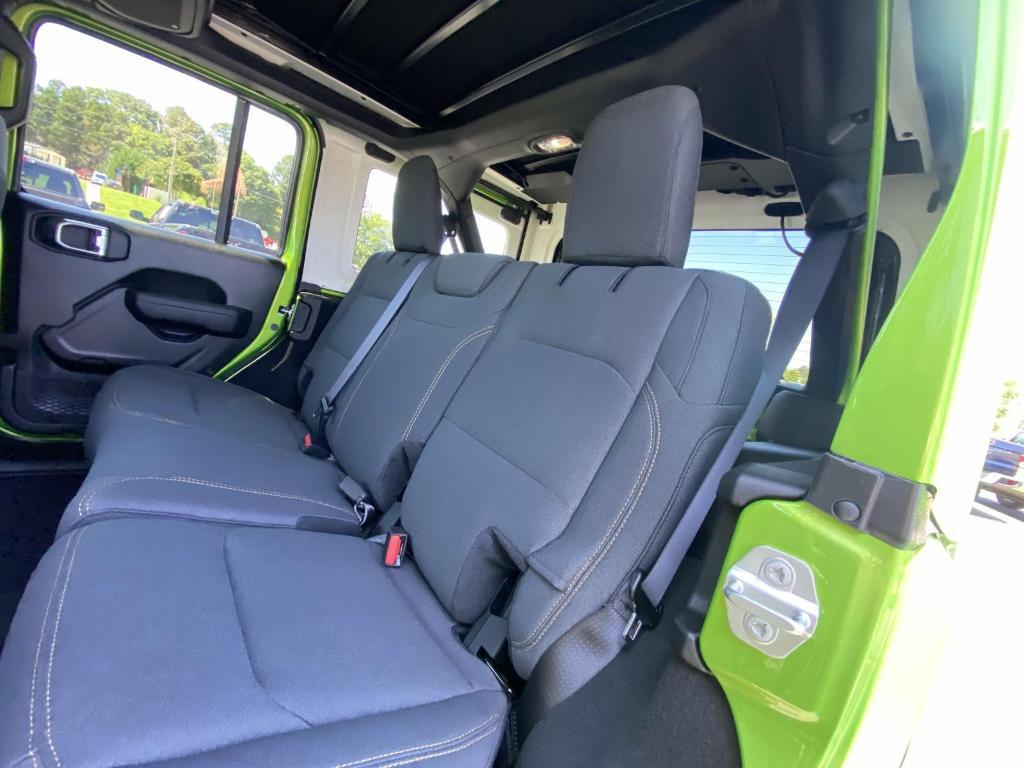 new 2025 Jeep Wrangler car, priced at $45,046