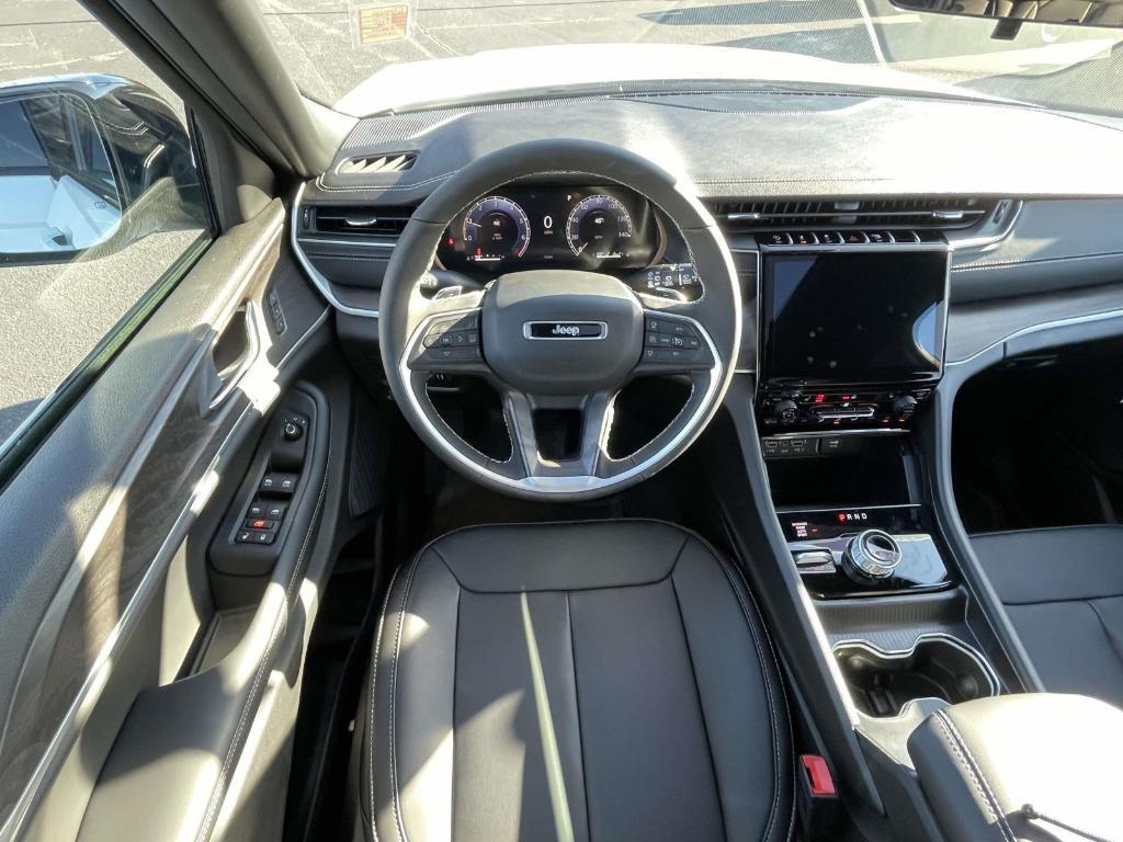 new 2025 Jeep Grand Cherokee L car, priced at $48,878