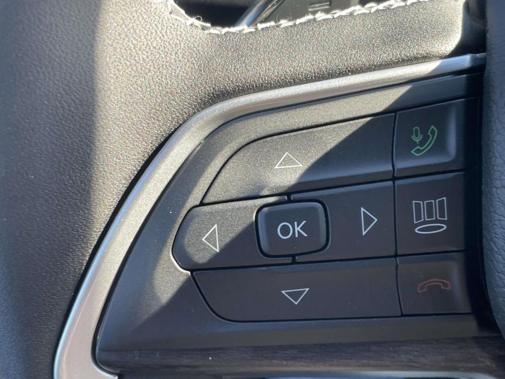 new 2025 Jeep Grand Cherokee L car, priced at $48,878