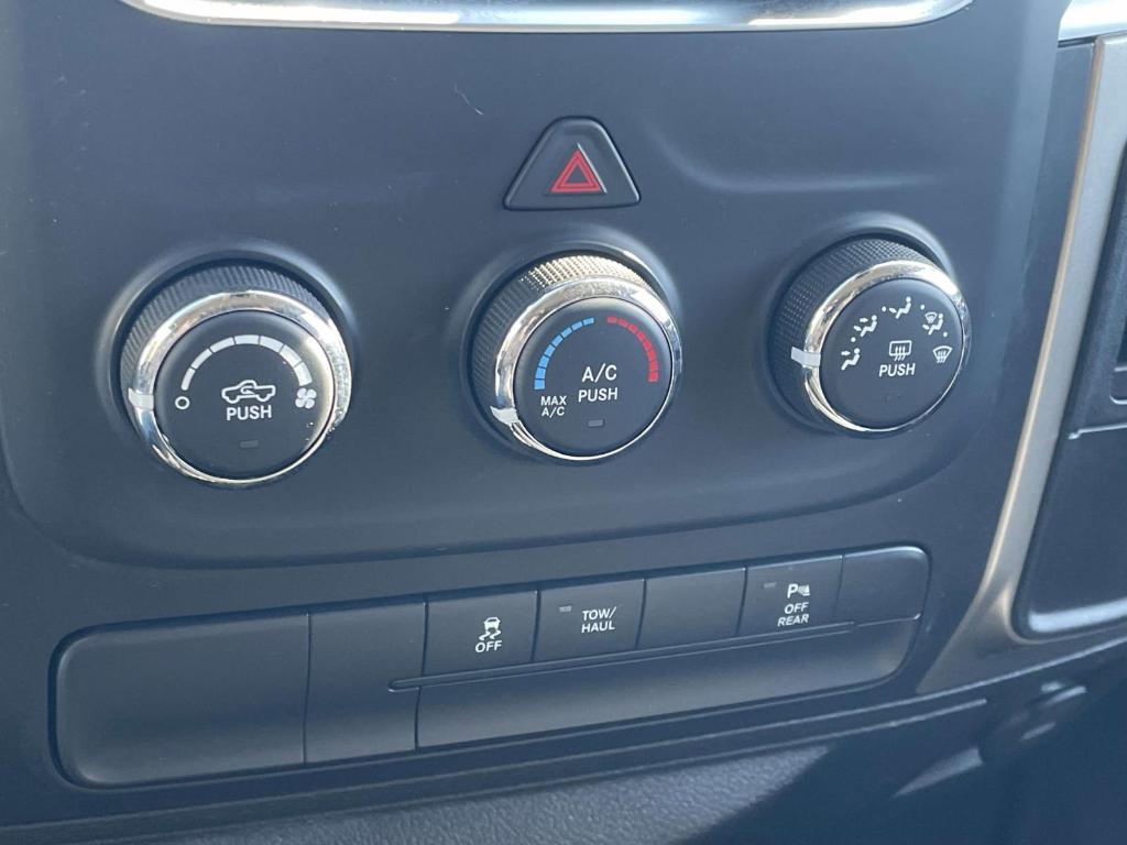 used 2019 Ram 1500 Classic car, priced at $21,400