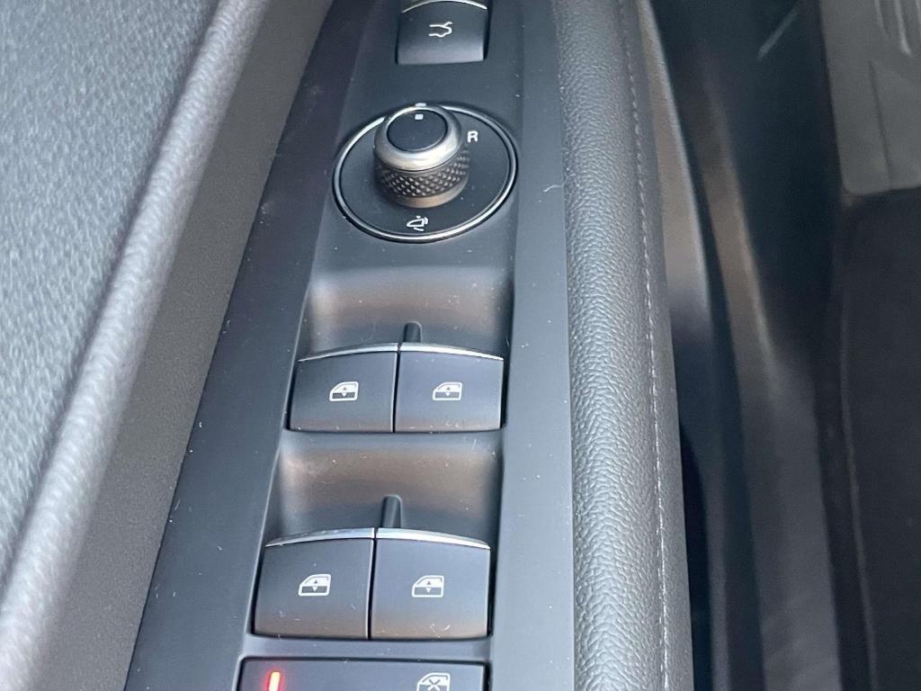 used 2022 Alfa Romeo Stelvio car, priced at $21,995