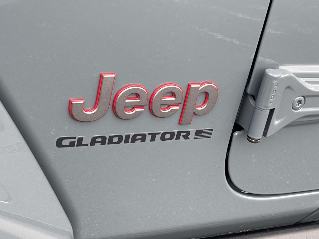 new 2025 Jeep Gladiator car, priced at $54,763