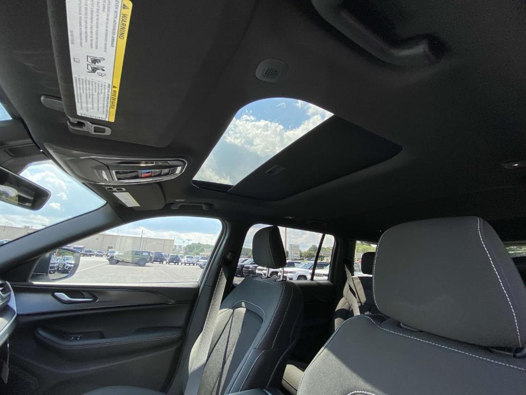 new 2025 Jeep Grand Cherokee L car, priced at $34,218