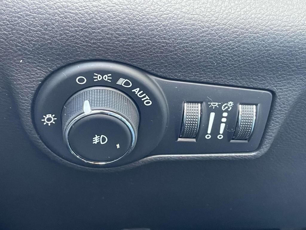 used 2023 Jeep Compass car, priced at $26,154