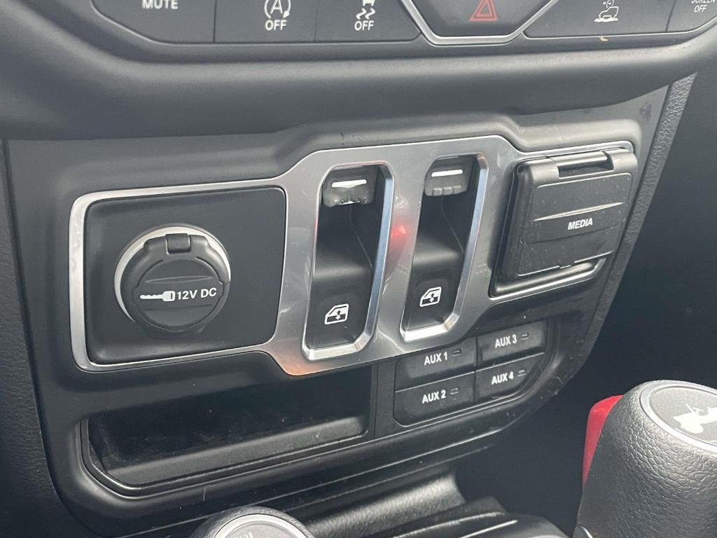 used 2021 Jeep Wrangler car, priced at $26,995