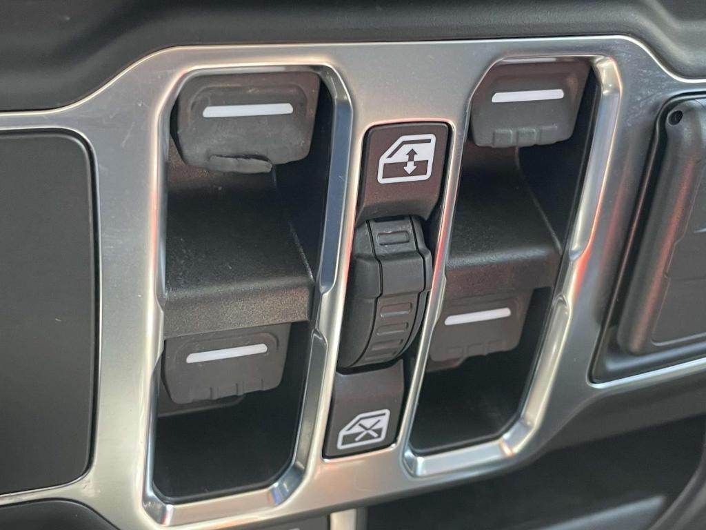 used 2021 Jeep Gladiator car, priced at $36,700