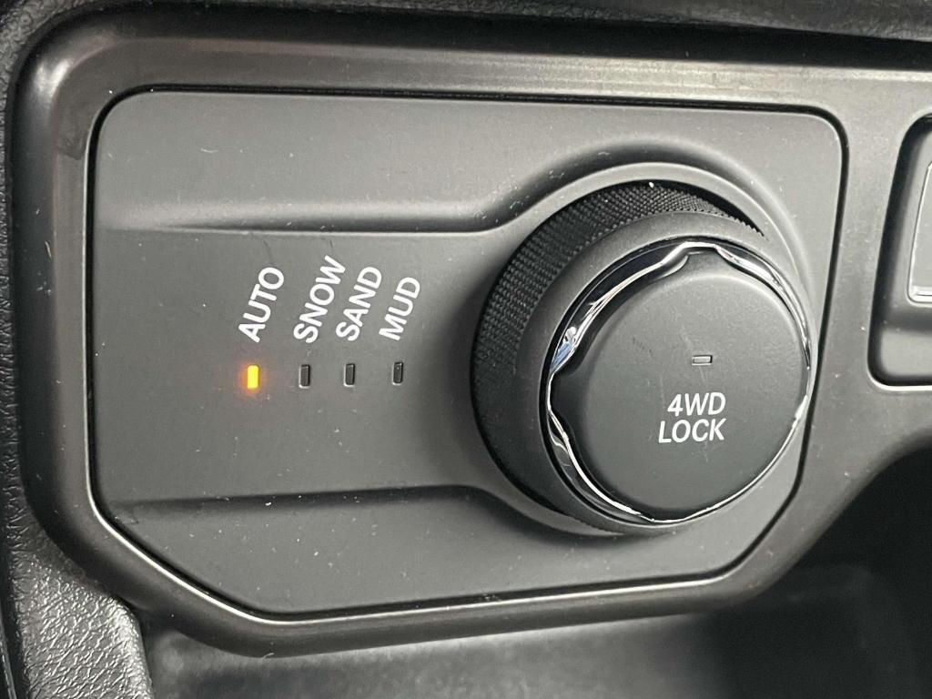 used 2021 Jeep Renegade car, priced at $20,223