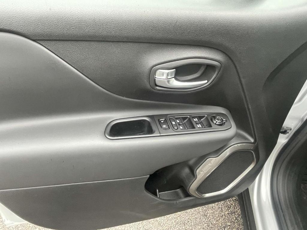 used 2021 Jeep Renegade car, priced at $20,223