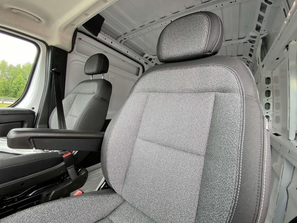 new 2025 Ram ProMaster 2500 car, priced at $47,591