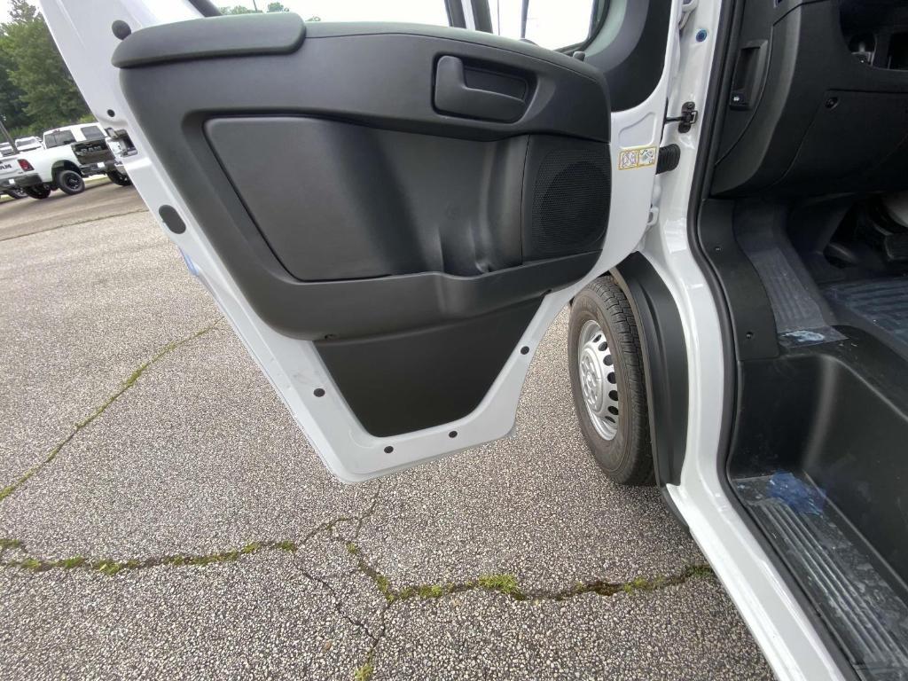 new 2025 Ram ProMaster 2500 car, priced at $47,591