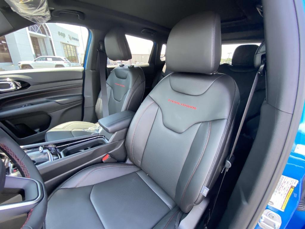 new 2025 Jeep Compass car
