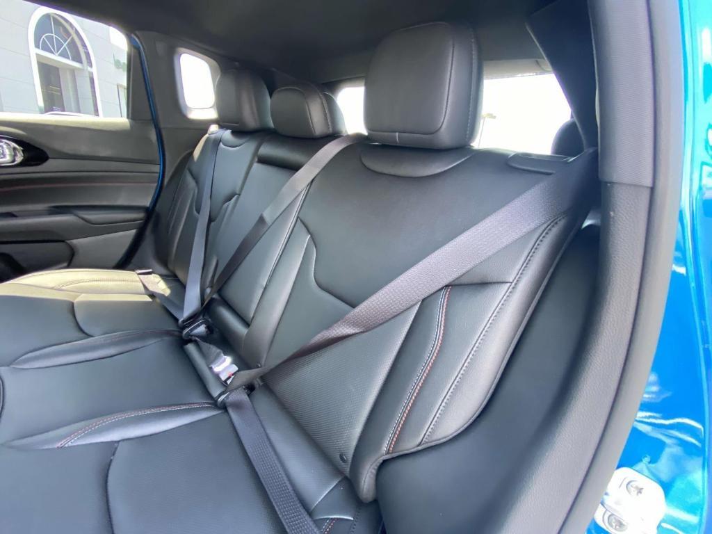 new 2025 Jeep Compass car