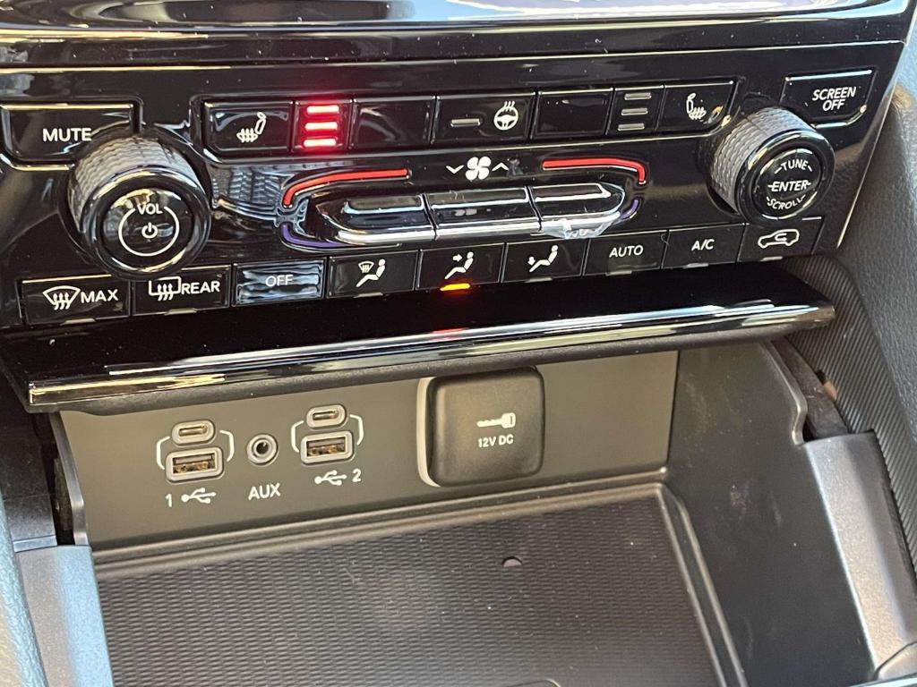 new 2025 Jeep Grand Cherokee car, priced at $43,623