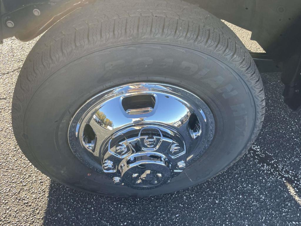 new 2026 Ram 3500 car, priced at $72,918