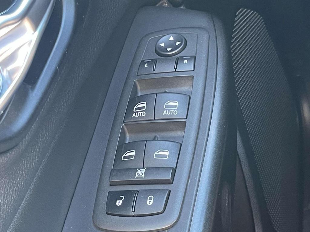 used 2022 Jeep Cherokee car, priced at $26,495