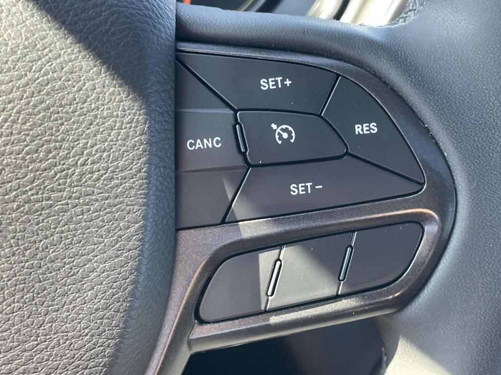 used 2022 Jeep Cherokee car, priced at $26,495