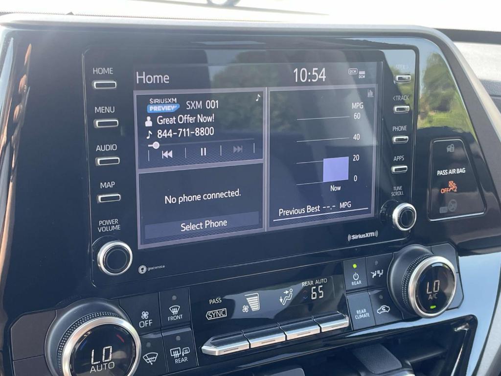 used 2022 Toyota Highlander car, priced at $28,615