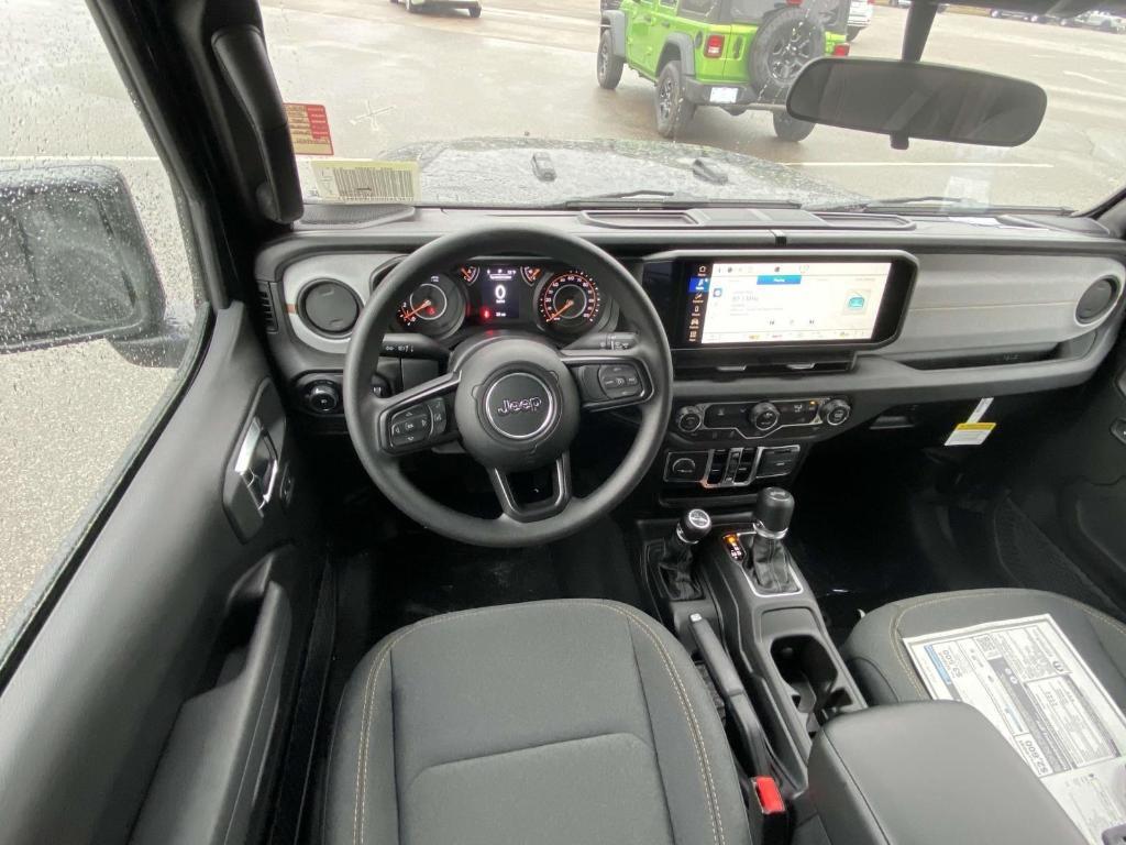 new 2025 Jeep Wrangler car, priced at $40,343
