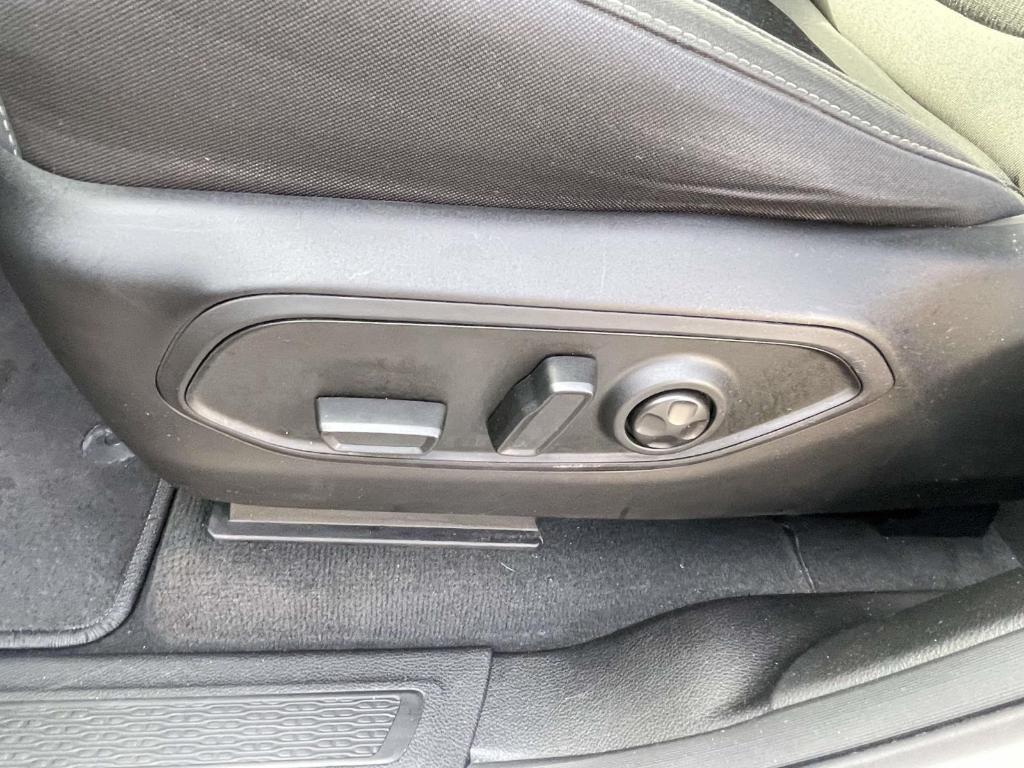 used 2024 Jeep Grand Cherokee car, priced at $28,350