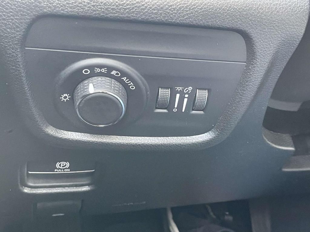 used 2024 Jeep Grand Cherokee car, priced at $28,350