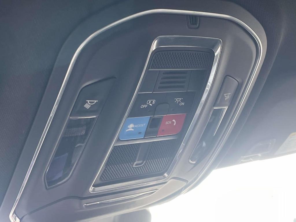 used 2024 Jeep Grand Cherokee car, priced at $28,350