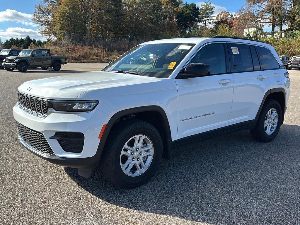 used 2024 Jeep Grand Cherokee car, priced at $32,300
