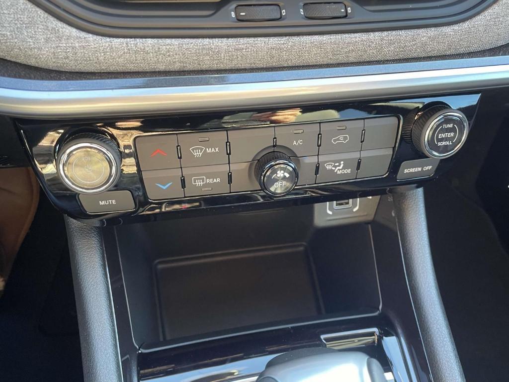 new 2026 Jeep Compass car, priced at $27,883