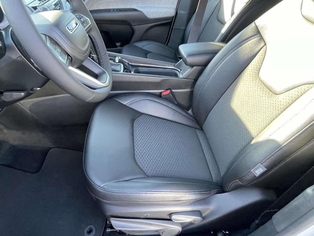 new 2026 Jeep Compass car, priced at $27,883