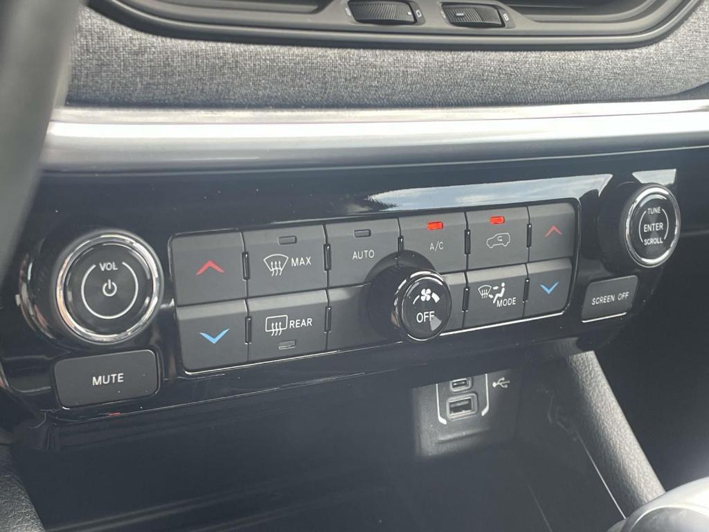 used 2022 Jeep Compass car, priced at $23,120
