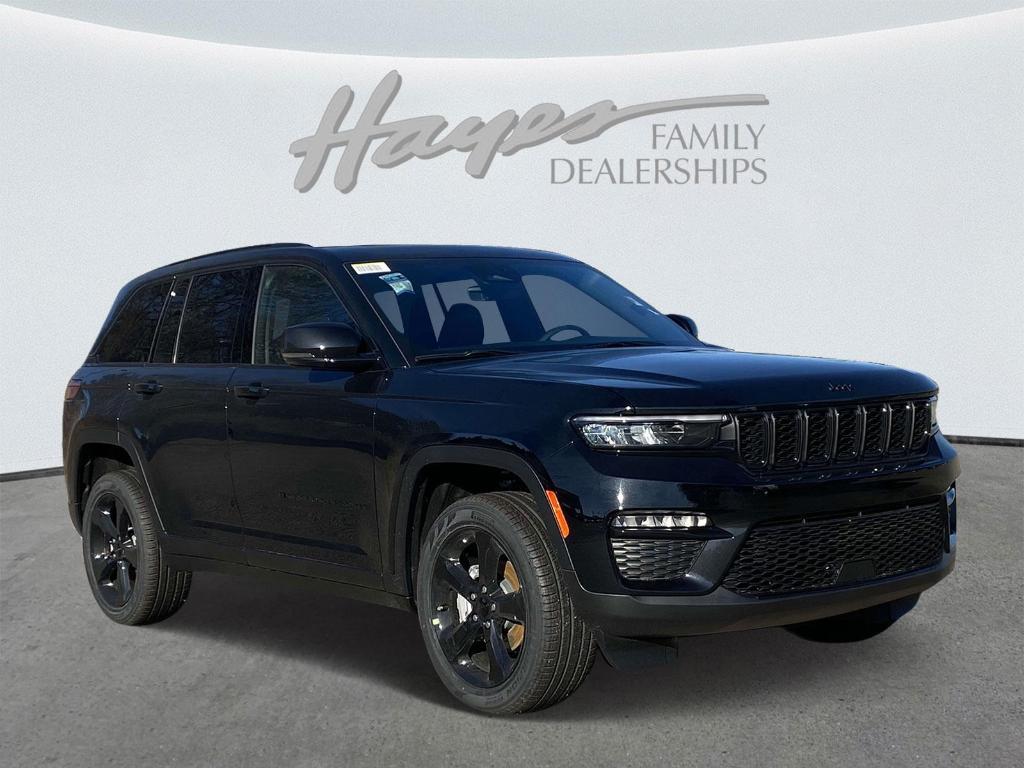 new 2025 Jeep Grand Cherokee car, priced at $45,728